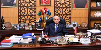 Bahçeli: PKK örgütsel feshi tamamlamalı