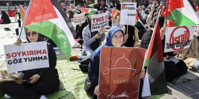 İHH, Filistin için oturma eylemine başladı