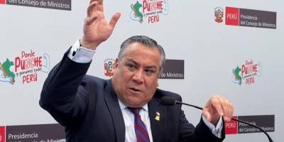 Peru Başbakanı Adrianzen, görevinden istifa etti