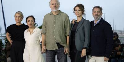 Julian Assange'dan Cannes'da Siyonist protestosu