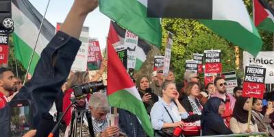 Londra'da binlerce kişi, İngiltere'nin İsrail'e silah satışını protesto etti