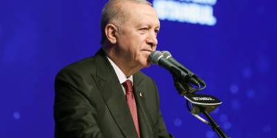 Erdoğan: Yolsuzluk lekesini bağırmakla çıkaramazsınız