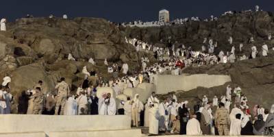 Hacı adaylarının çoğunluğu Arafat'a ulaştı