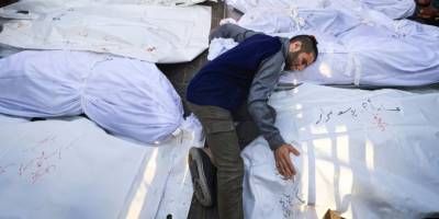 Katil İsrail Gazze'de Sivilleri Hedef Almaya Devam Ediyor