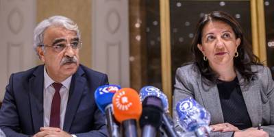 İmralı heyetinin yeni üyesi Mithat Sancar oldu