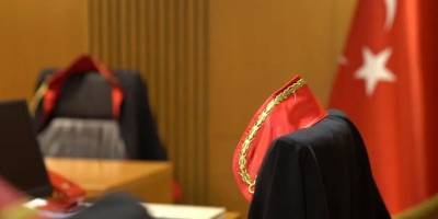 4 bin 36 hakim ve savcının görev yeri değişti