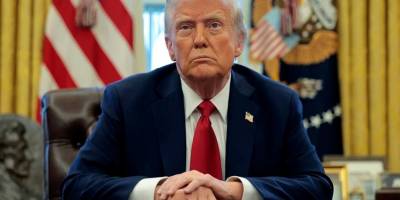 Trump, Suriye’ye yönelik yaptırımları kaldırdı