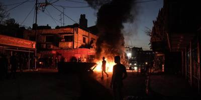 Batı Şeria'da Filistinlilerin araçları ateşe verildi