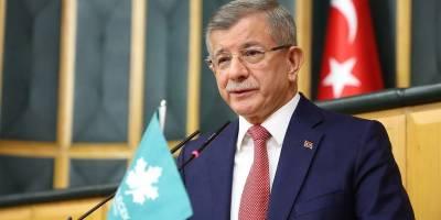 Davutoğlu'ndan diploma tepkisi: Sahte bir hayat inşa ediliyor