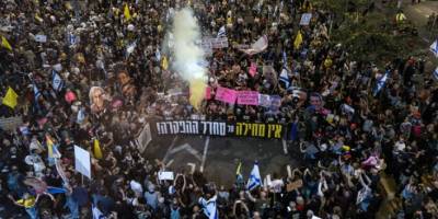 Tel Aviv’de On Binlerce Kişi Gazze'nin İşgal Kararını Protesto Etti