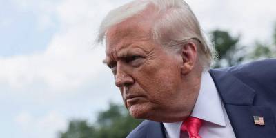 Trump, Çin'e yönelik yüksek tarifeleri 90 gün daha askıya aldı