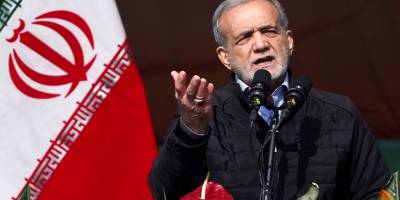 Pezeşkiyan: İsrail ve ABD, İran'ı parçalayıp yok etmeyi hedefledi