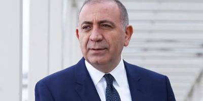 "Baba evimizde olacağız, herkesi çatlatacağız"