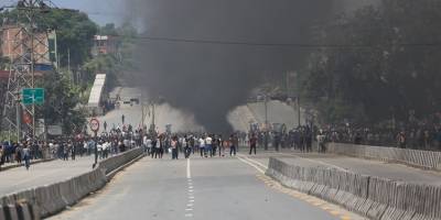 Şiddetli protestoların sürdüğü Nepal'de ordu sokağa indi