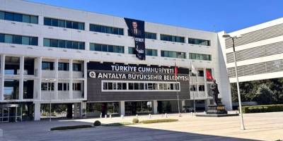 Antalya Büyükşehir Belediyesi'ne yeni operasyon: 20 kişi hakkında gözaltı kararı