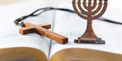 İki din, iki tanrı tasavvuru