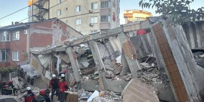 Kocaeli'de 7 katlı bina çöktü