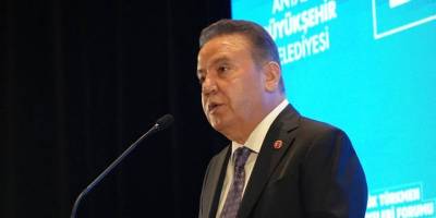 Muhittin Böcek'ten ''etkin pişmanlık'' iddialarına yalanlama