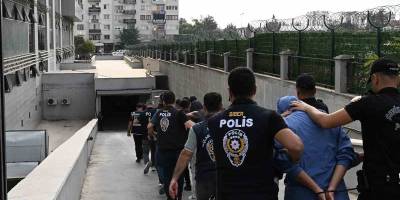 Mersin’de yasa dışı bahis operasyonu: 7,6 milyar liralık para trafiği, 17 tutuklama