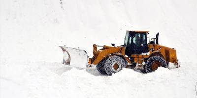 Van, Hakkari, Bitlis ve Muş'ta 423 köy ve mezrayla ulaşım koptu