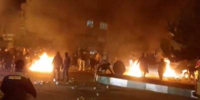 İran hükümeti, protestocular tarafından 111 güvenlik görevlisinin öldürüldüğünü açıkladı