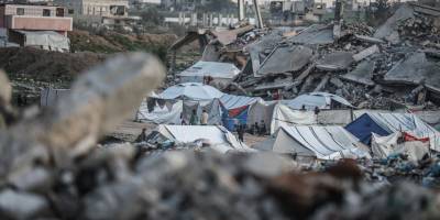Katil İsrail, ateşkese rağmen Gazze Şeridi'ne saldırılarını sürdürdü