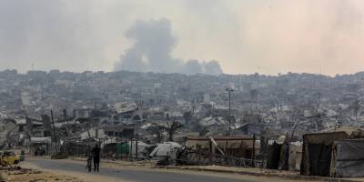 Katil İsrail, ateşkese rağmen Gazze Şeridi'ne saldırılarını sürdürdü