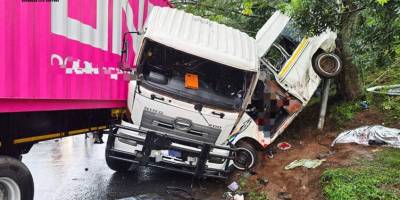 Dolmuş, kamyonla çarpıştı: 11 ölü, 7 ağır yaralı