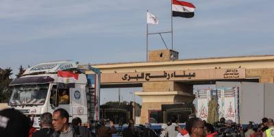 Gazze'de iki yıl sonra bir ilk: Refah Sınır kapısı açıldı