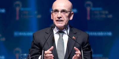 Şimşek'ten cari açık açıklaması: Enerji fiyatlarındaki artış cari açık hedefini aşabilir