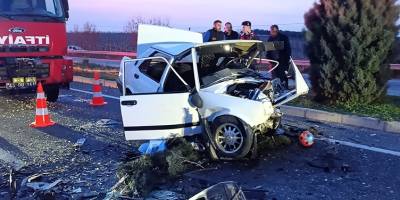 Manisa'da feci kaza: 2 ölü, 4'ü ağır 5 yaralı