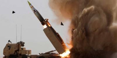 İran: Umman’da ABD’ye ait bir gemiyi hedef aldık