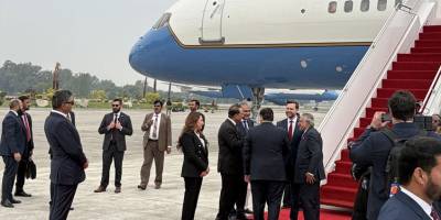 İslamabad görüşmeleri başlıyor: ABD heyeti Pakistan’da