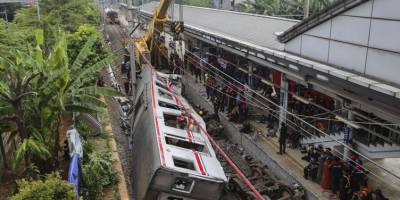 İki tren çarpıştı: Ölü sayısı 14’e yükseldi