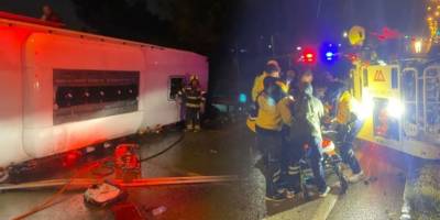 Yolcu otobüsü devrildi: 3 ölü, 22 yaralı