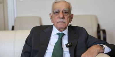 "Kürdistan coğrafi bir terimdir inkâr edilemez, bunu kabullenmezseniz barışı sağlayamazsınız"