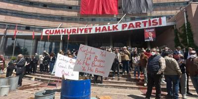 CHP Genel Merkezi girişine “mutlak butlan” kararı asıldı