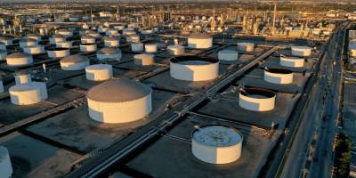ABD'nin ticari ham petrol stokları 8 milyon varil azaldı