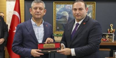 Kilis Belediye Başkanı Hakan Bilecen CHP'den istifa etti