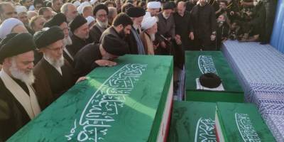 Seyyid Ali Hamaney'in cenaze töreni Kum'da devam etti