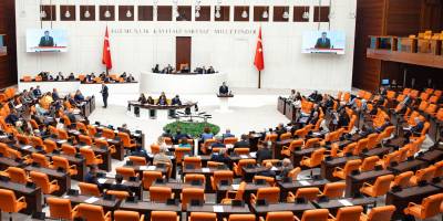 Parlamentoya Tirkiyeyê îro denganê li ser projeqanûna aştiyê dide