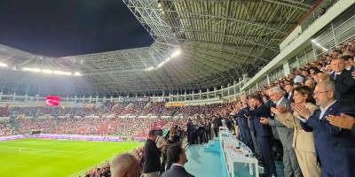 AK Parti Diyarbakır milletvekilleri Amedspor’un galibiyetini kutladı