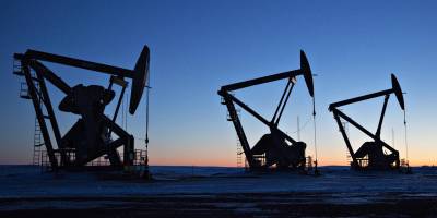 Brent petrolün varili 105,84 dolardan işlem görüyor
