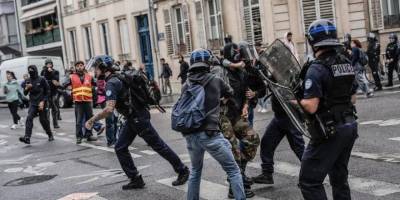 Fransa’da büyük eğitim protestoları