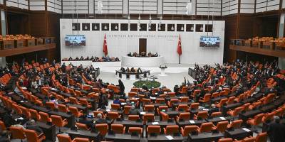 Meclis'te anayasa mesaisi