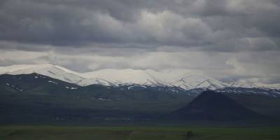 Iğdır ve Ağrı'nın yüksek kesimleri karla kaplandı