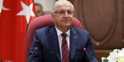 Wezîrê Parastinê yê Tirkiyeyê li ser hilbijartinên Rojava axivî